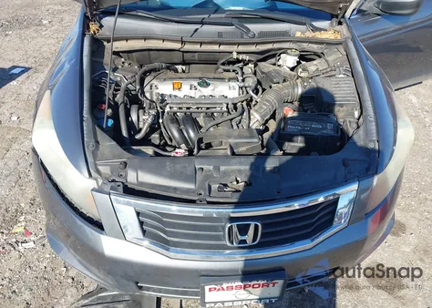 2010 Honda Accord 2.4 Lx z USA, uszkodzony, nr VIN 1HGCP2F3XAA015334